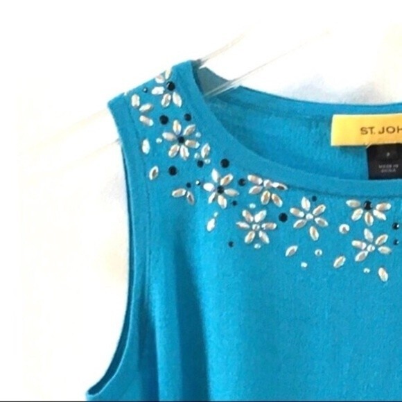 St.John Jewel Embellished Neckline Knit Tank NWOT - Picture 8 of 8